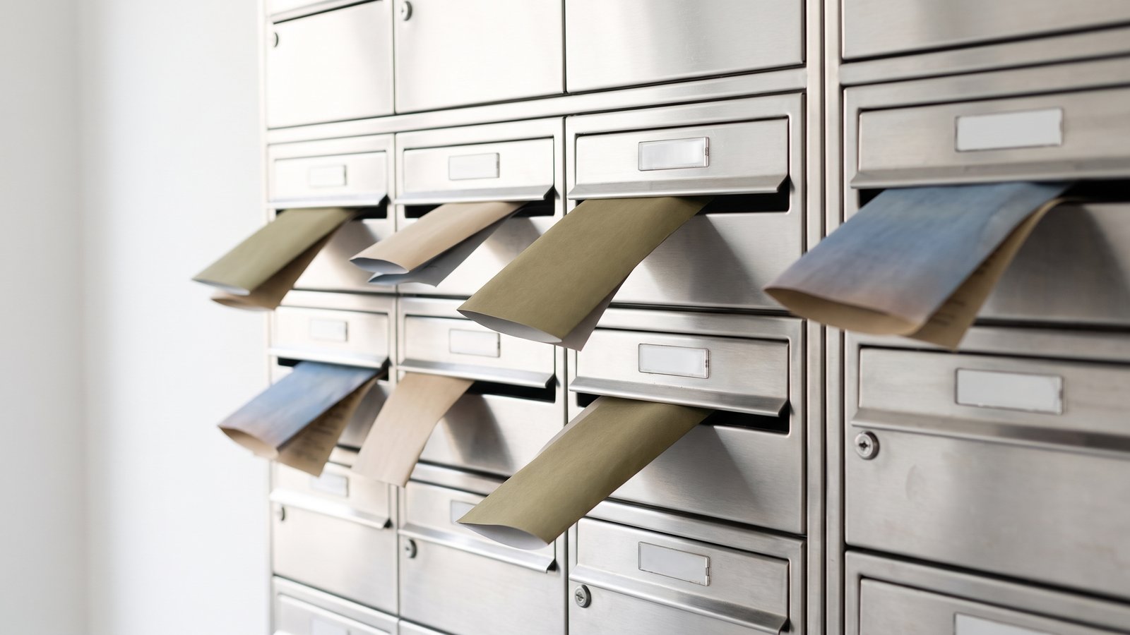 Combien coûte une distribution en boîtes aux lettres ? Les prix 2026